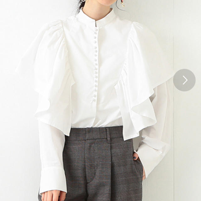 Ray BEAMS(レイビームス)の期間限定値下げ!ギャザーヨークフリルブラウス RBS レディースのトップス(シャツ/ブラウス(長袖/七分))の商品写真