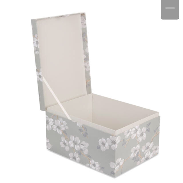LAURA ASHLEY - LAURA ASHRLY♧ストレージボックス♧新品の通販 LAURA ASHLEY - LAURA ASHRLY♧ストレージボックス♧新品の通販