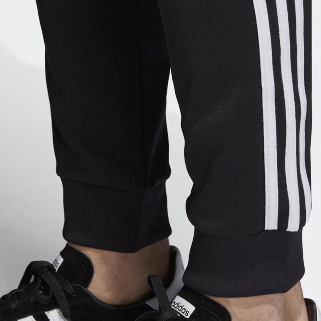 adidas(アディダス)のadidas XS トラック パンツ SST TRACK PANTS ジャージ  メンズのパンツ(その他)の商品写真