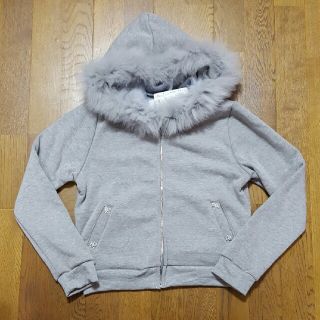 ミッシュマッシュ(MISCH MASCH)の新品ﾀｸﾞ付き♡ﾐｯｼｭﾏｯｼｭ♡ﾌｫｯｸｽﾌｧｰ付きﾊﾟｰｶｰ(パーカー)