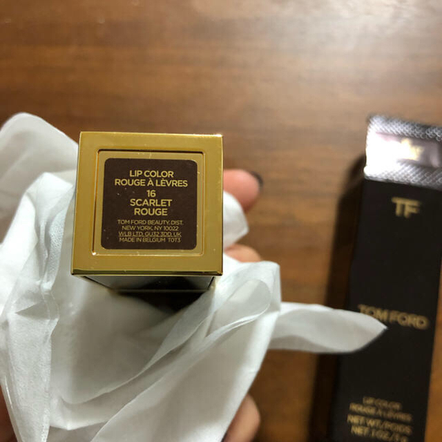 TOM FORD(トムフォード)のTom Ford 口紅リップ 16 SCARLET ROUGE コスメ/美容のベースメイク/化粧品(口紅)の商品写真