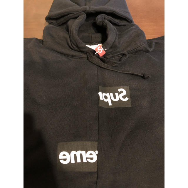 COMME des GARCONS(コムデギャルソン)の最安 即納 supreme コムデギャルソン パーカー 18aw 18fw メンズのトップス(パーカー)の商品写真