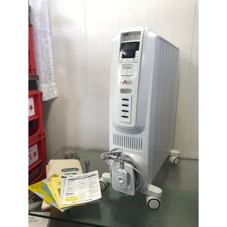 デロンギ(DeLonghi)の【美品】デロンギ  TDD0915W 説明書、専用袋付き！(オイルヒーター)