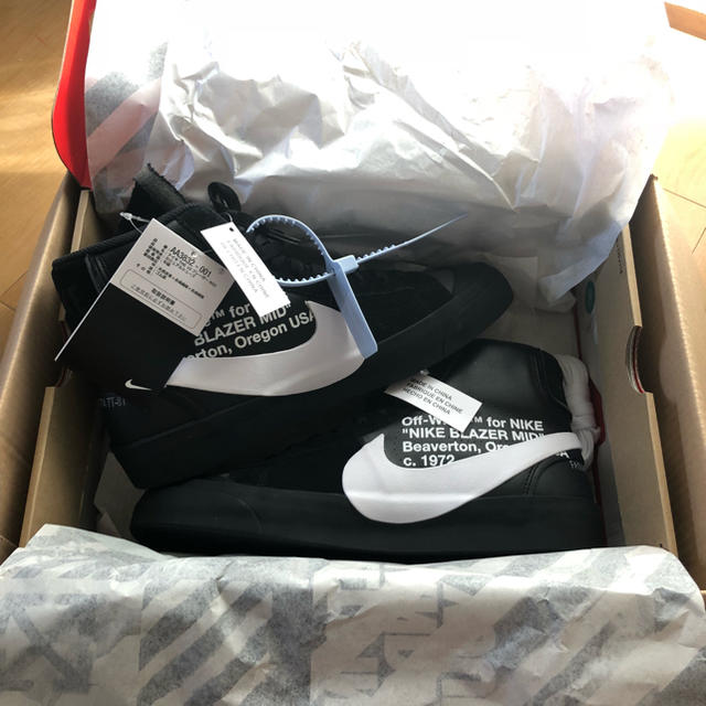 メンズNike off-white blazer mid