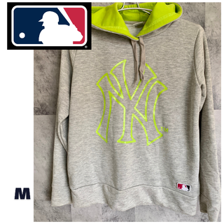 MLB NewYorkYankees パーカー  Mサイズ(パーカー)