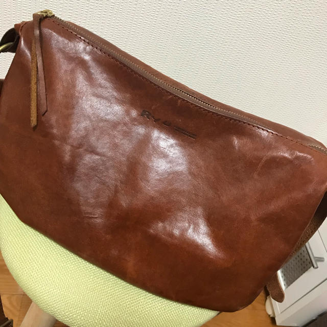 美品★革製品のお店Ryuのレザーショルダーバッグ