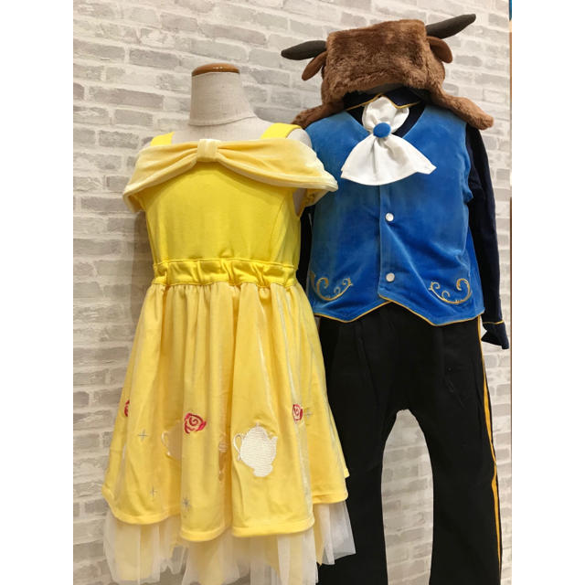 美女と野獣(ビジョトヤジュウ)のはなやん様専用【新品】90㎝ ディズニープリンセスドレス♡ベル3点セット♡ キッズ/ベビー/マタニティのキッズ服女の子用(90cm~)(ドレス/フォーマル)の商品写真