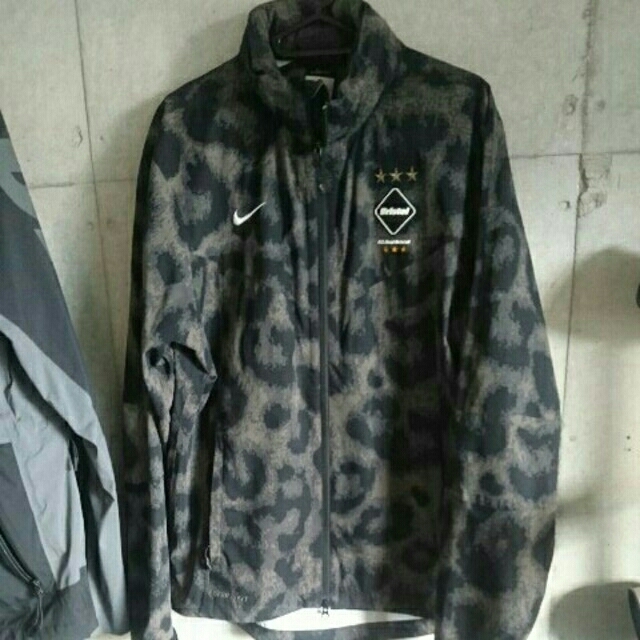 ナイロンジャケットFCRB レオパード黒 Mサイズ NIKE F.C.R.B SOPH.