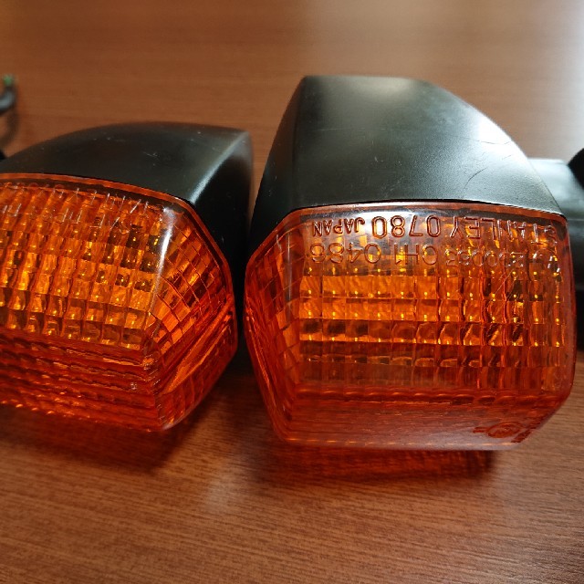 カワサキ - GPz900R フロントウインカー【中古品】の通販 by カワサキ - GPz900R フロントウインカー【中古品】の通販 by