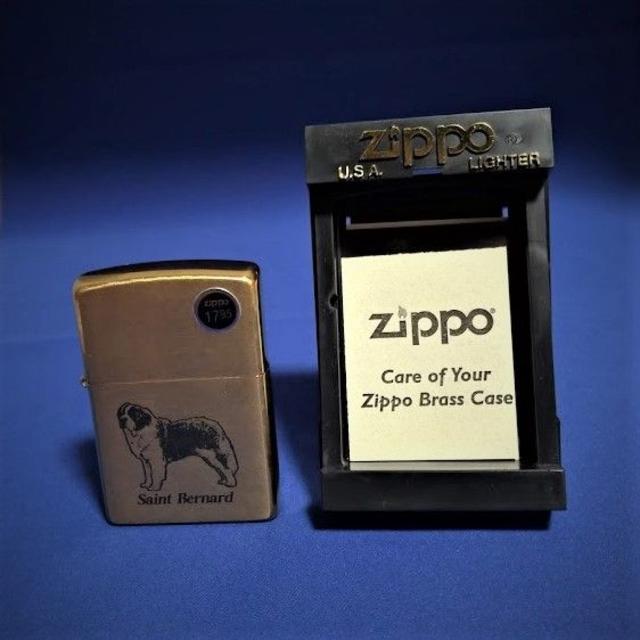 ZIPPO(ジッポー)の【セントバーナード】彫刻　ZIPPO ジッポー  新品 真鍮つや消し ゴールド メンズのファッション小物(タバコグッズ)の商品写真