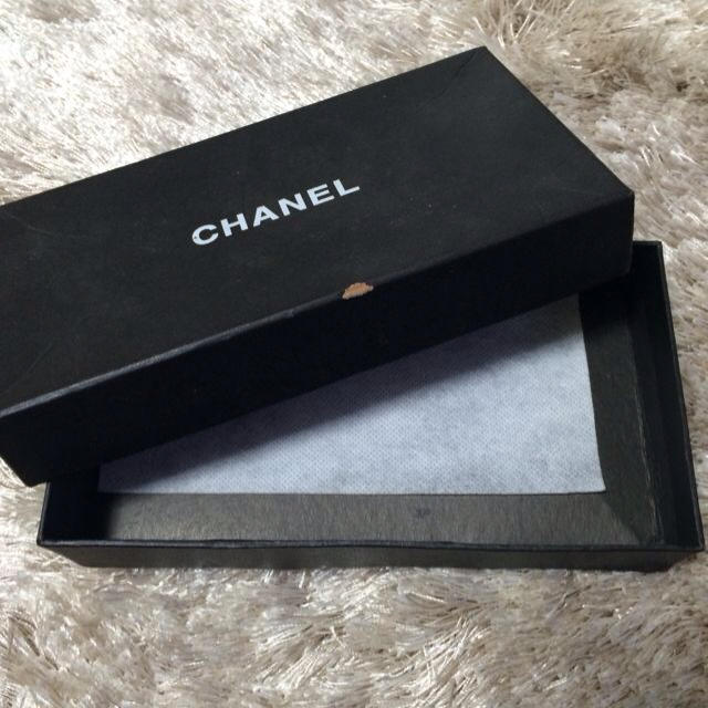 CHANEL(シャネル)のシャネル♡財布箱 レディースのファッション小物(財布)の商品写真