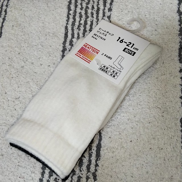 UNIQLO(ユニクロ)のとろろいも様専用😊ユニクロ ２足セット未使用 16-21センチ キッズ/ベビー/マタニティのこども用ファッション小物(靴下/タイツ)の商品写真