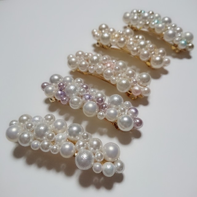 【ハンドメイド】ボリュームパールバレッタ☆ゴールド金具☆送料込！ ハンドメイドのアクセサリー(ヘアアクセサリー)の商品写真