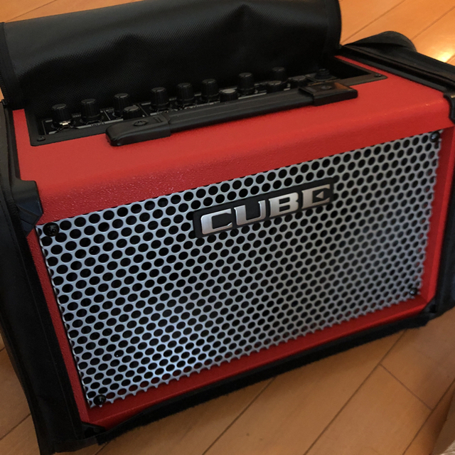 人気アイテム Roland CUBE ケース付きつき 美品 street アンプ 人気アイテム Roland CUBE ケース付きつき 美品 street アンプ