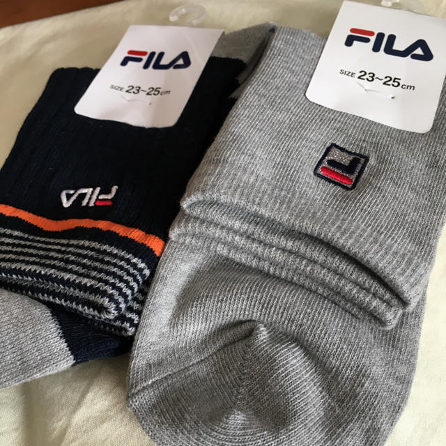 FILA(フィラ)のFILA 新品靴下2足まとめ売り２３〜25センチ送料無料 レディースのレッグウェア(ソックス)の商品写真