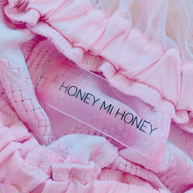 Honey mi Honey(ハニーミーハニー)の💗ゆうこす着用色💗即完売オフショルチュールトップス レディースのトップス(カットソー(半袖/袖なし))の商品写真