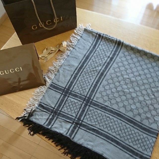 Gucci(グッチ)の専用GUCCIストール レディースのファッション小物(ストール/パシュミナ)の商品写真