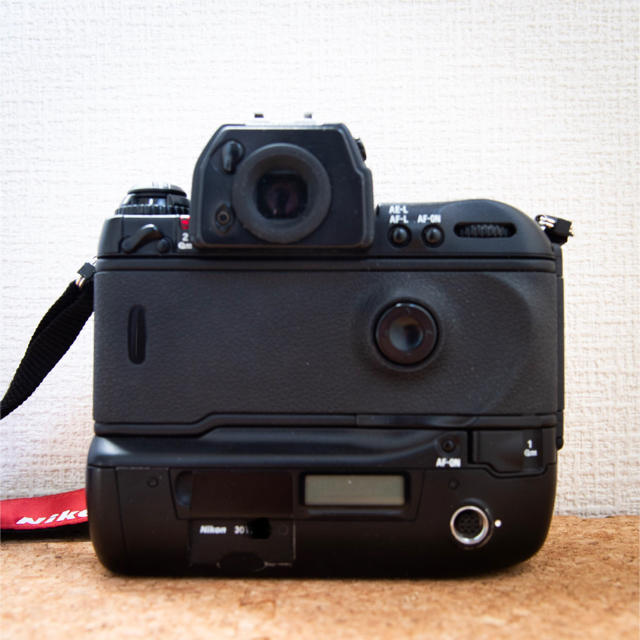 NIKON F5 美品 ニコン フィルムカメラ 一眼レフ NIKON F5 美品 ニコン フィルムカメラ 一眼レフ