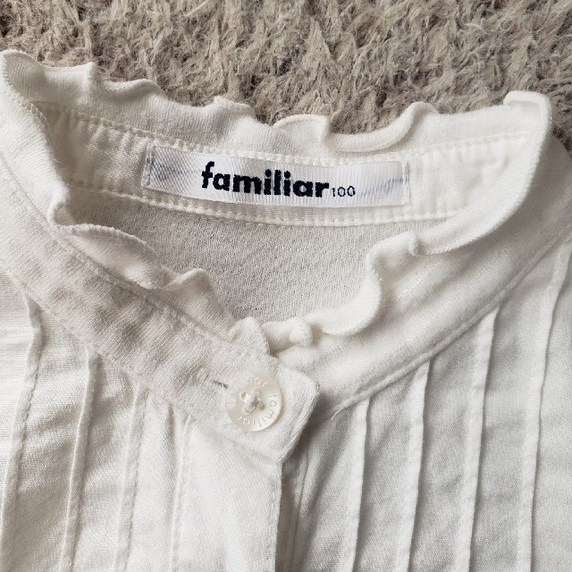 familiar(ファミリア)のfamiliar(ファミリア)　白　ブラウス　100㎝ キッズ/ベビー/マタニティのキッズ服女の子用(90cm~)(ブラウス)の商品写真