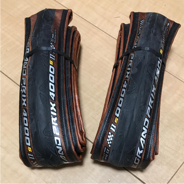 コンチネンタル グランプリ 4000s2 2本 新品