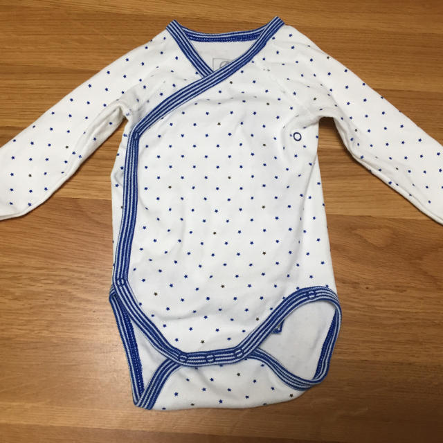 PETIT BATEAU(プチバトー)のプチバトー ロンパース 3m 60㎝ キッズ/ベビー/マタニティのベビー服(~85cm)(ロンパース)の商品写真