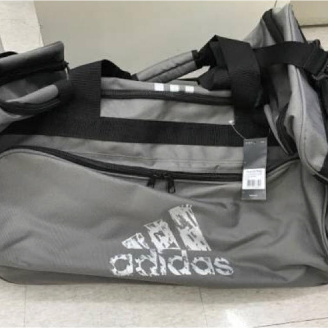 adidas(アディダス)のケイチャーム様専用 adidas キャリーバッグ レディースのバッグ(スーツケース/キャリーバッグ)の商品写真