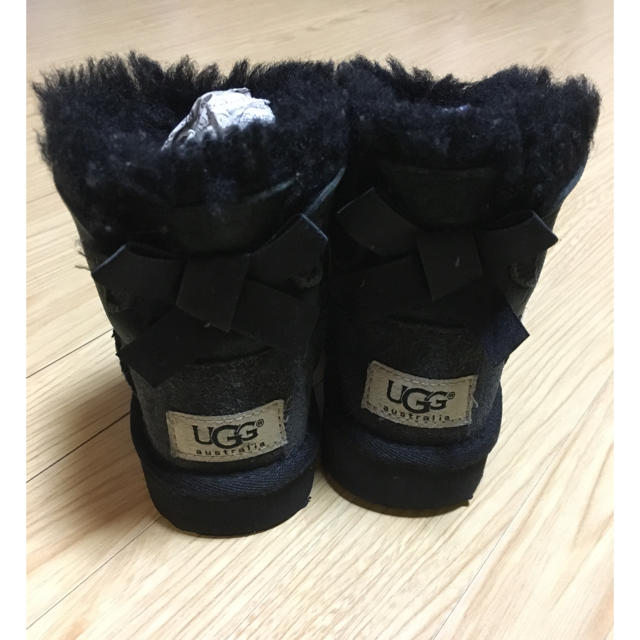 UGG(アグ)のいちご様専用 キッズ/ベビー/マタニティのベビー靴/シューズ(~14cm)(ブーツ)の商品写真