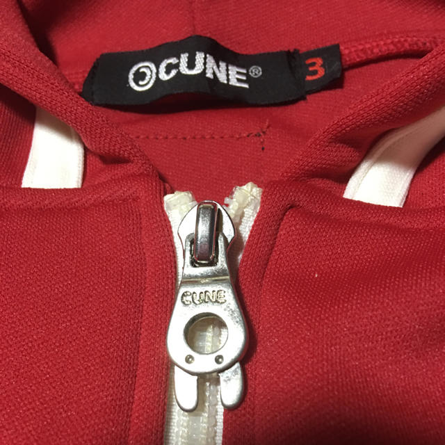CUNE(キューン)のCUNE RED フード付きジャージ パーカー うさぎ キューン メンズのトップス(ジャージ)の商品写真