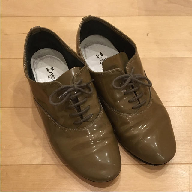 repetto レースアップシューズ （ベージュ）