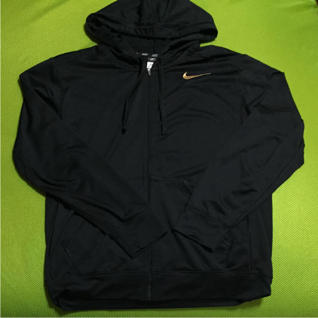 NIKE(ナイキ)の【送料込】  NIKE メンズ パーカー ナイキ XXL メンズのトップス(パーカー)の商品写真