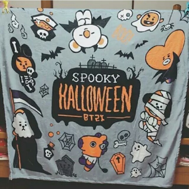 防弾少年団(BTS)(ボウダンショウネンダン)のbt21 ハロウィン毛布【新品・未使用】 インテリア/住まい/日用品の寝具(毛布)の商品写真