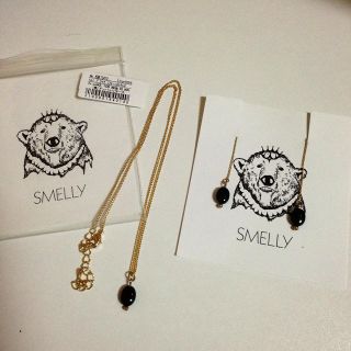 アーバンリサーチ(URBAN RESEARCH)のSMELLY ネックレス＆ピアス♡(ネックレス)