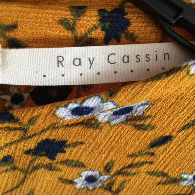 RayCassin(レイカズン)のレイカズン 花柄ワンピース レディースのワンピース(ひざ丈ワンピース)の商品写真