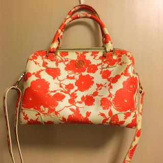 トリーバーチ(Tory Burch)の※ペコちゃんのばば様 トリーバーチ ボストンバッグ花柄（中古品）(ボストンバッグ)