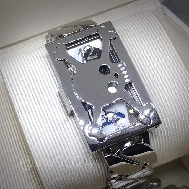 高品質 Vivienne Westwood - 美品✨スカルチェーンウォッチ 腕時計(アナログ)