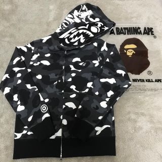 アベイシングエイプ(A BATHING APE)の新品 タグ付き エイプ タイガー パーカー シティーカモ M グローインザダーク(パーカー)