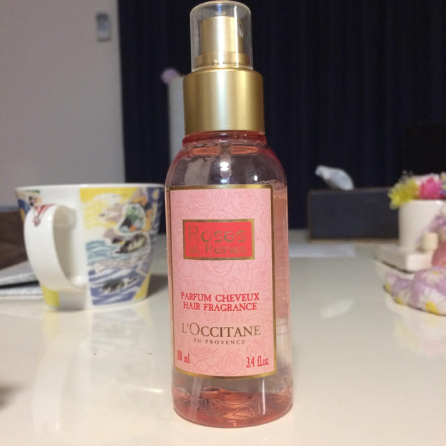 L'OCCITANE(ロクシタン)のヘアフレグランス(洗い流さないヘアトリートメント) コスメ/美容のヘアケア/スタイリング(ヘアケア)の商品写真