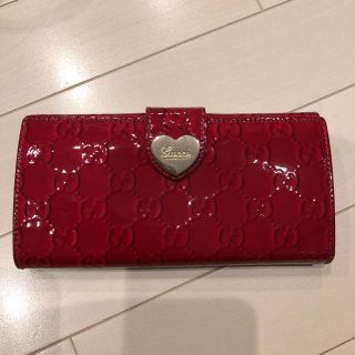 グッチ(Gucci)のGUCCI エナメル 赤 ハート 長財布(財布)