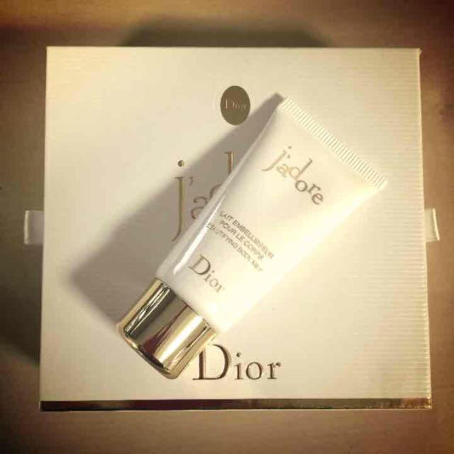 Christian Dior(クリスチャンディオール)のDior♡ジャドール ボディクリーム コスメ/美容のボディケア(その他)の商品写真