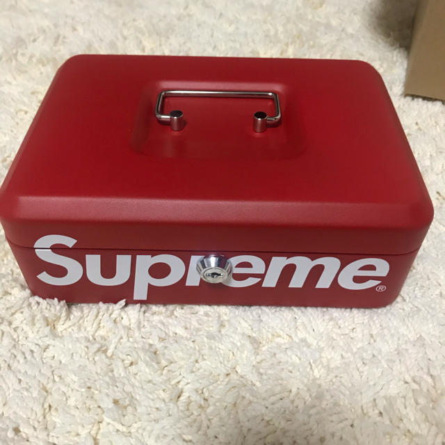 Supreme(シュプリーム)の専用 supreme lock box 鍵付き メンズのファッション小物(その他)の商品写真