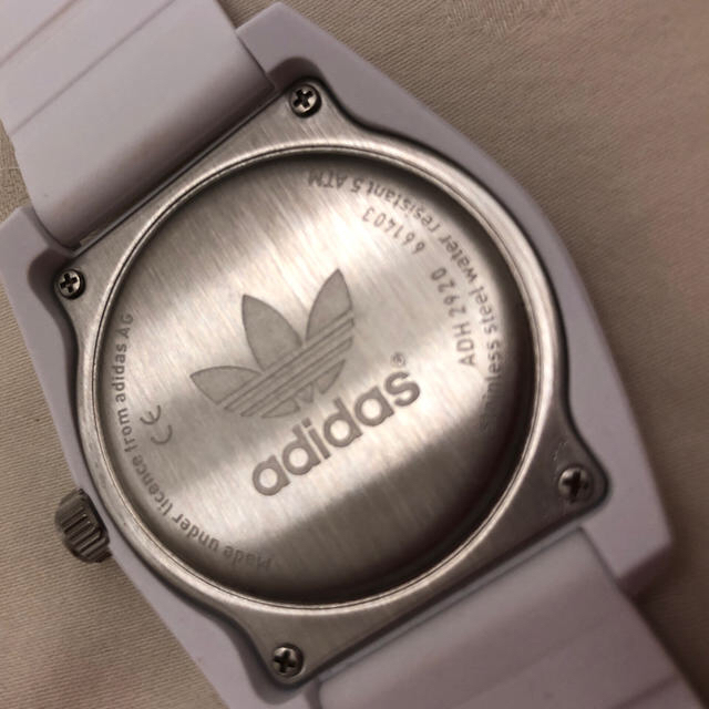 adidas(アディダス)のアディダス時計 電池切れ レディースのファッション小物(腕時計)の商品写真