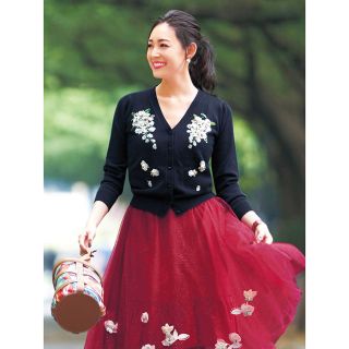 チェスティ(Chesty)のchesty 15th Flower Motif Cardigan 新品タグ付き(カーディガン)