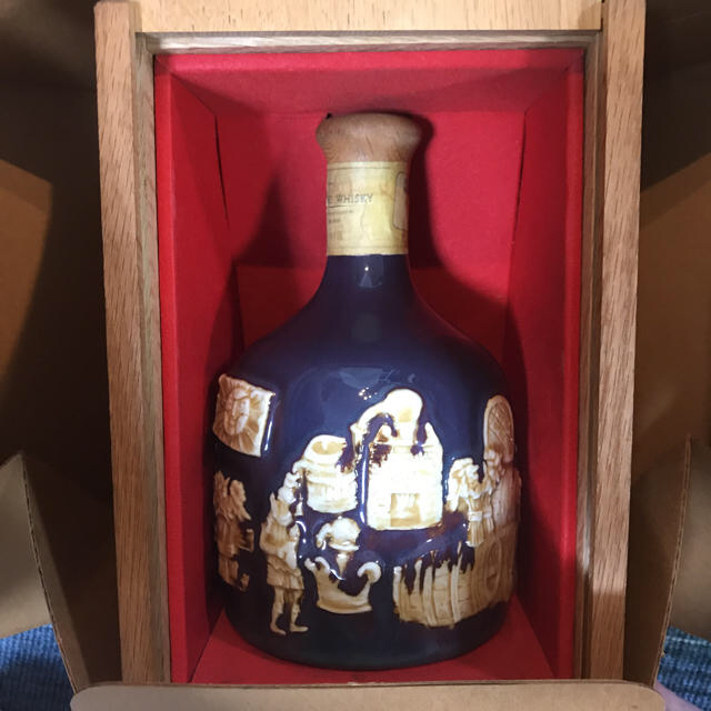 SUNTORY ザ ウイスキー 有田焼 陶器ボトル-