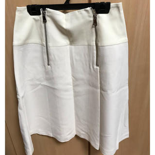 クローラ(CROLLA)の試着のみ！美品白スカート(ひざ丈スカート)