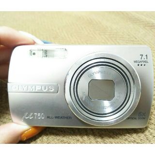 オリンパス(OLYMPUS)のOLYMPUSμ 750  デジタルカメラ(コンパクトデジタルカメラ)