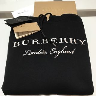 バーバリー(BURBERRY)の【試着のみ 未使用】2018年 BURBERRY バーバリー パーカー(パーカー)