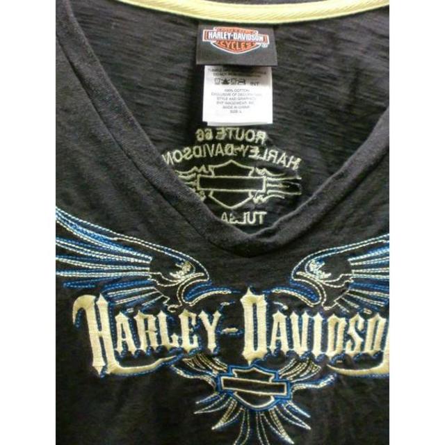 Harley Davidson(ハーレーダビッドソン)の匿名即日発可！ハーレーダビッドソンVネックTシャツグレイUSA刺繍S レディースのトップス(Tシャツ(半袖/袖なし))の商品写真