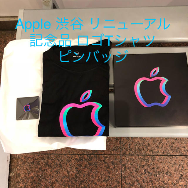 Apple(アップル)のアップル Apple Store 渋谷 ロゴTシャツ ピンバッジ 記念品 非売品 メンズのトップス(Tシャツ/カットソー(半袖/袖なし))の商品写真