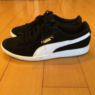 プーマ(PUMA)のPUMAブラックスニーカー23cm★(スニーカー)