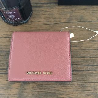 マイケルコース(Michael Kors)の春にぴったり！新品未使用♡マイケルコースの折りたたみミニ財布(財布)